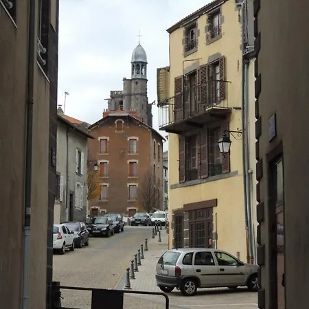 Apartamento Monfs Clermont-ferrand, Pres De Toute Commodites *