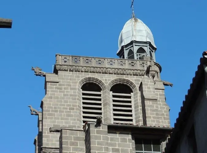 Monfs Clermont-ferrand, Pres De Toute Commodites Appartement *